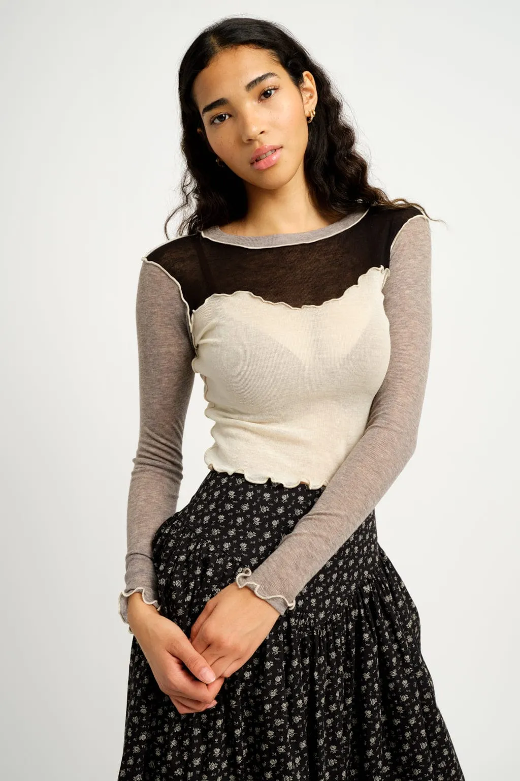 Bella Top Black & Grey