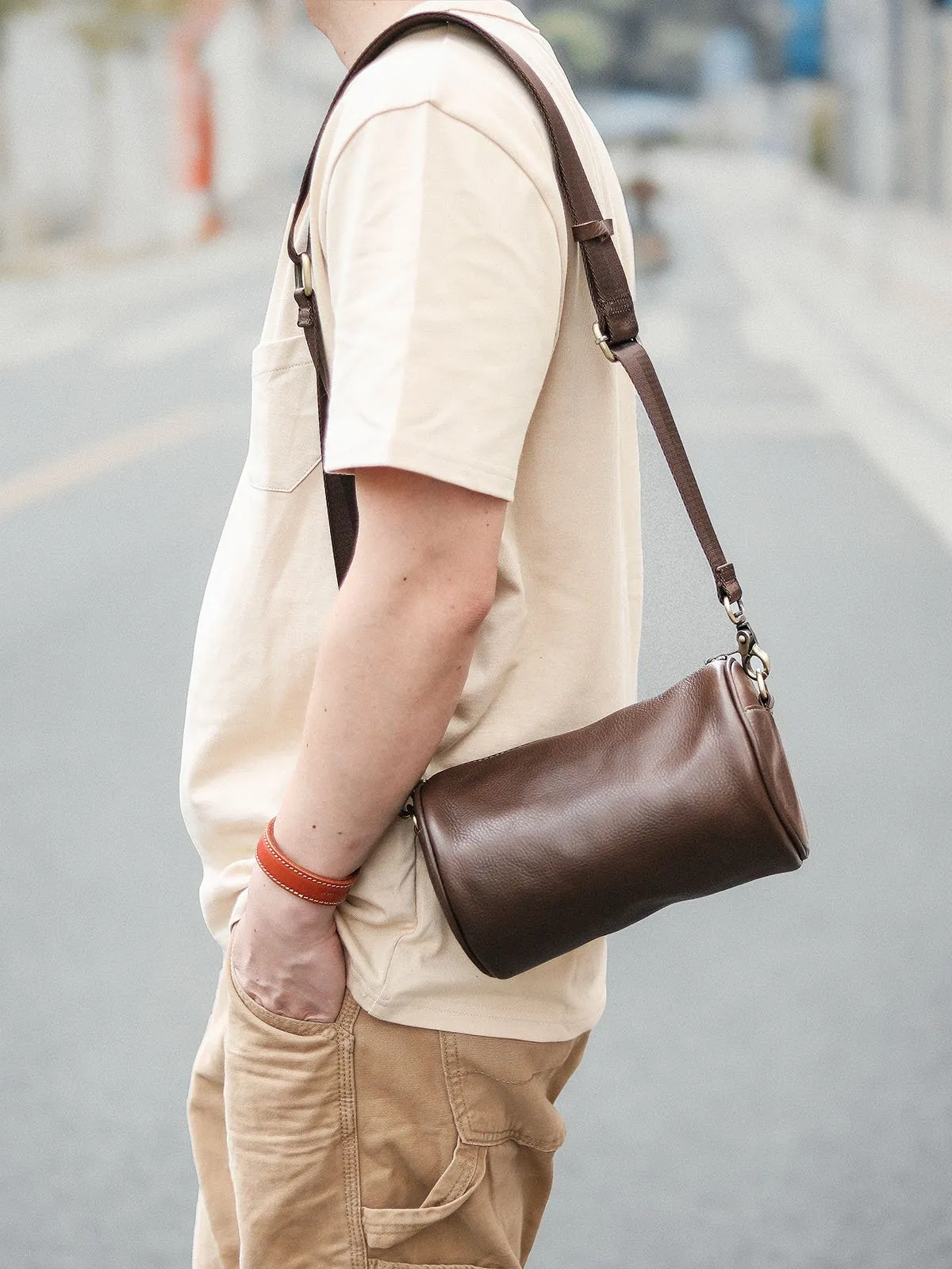 Black Leather Mens Small Casual Bucket Bag Barrel Messenger Bags Brown Postman Bag For Men