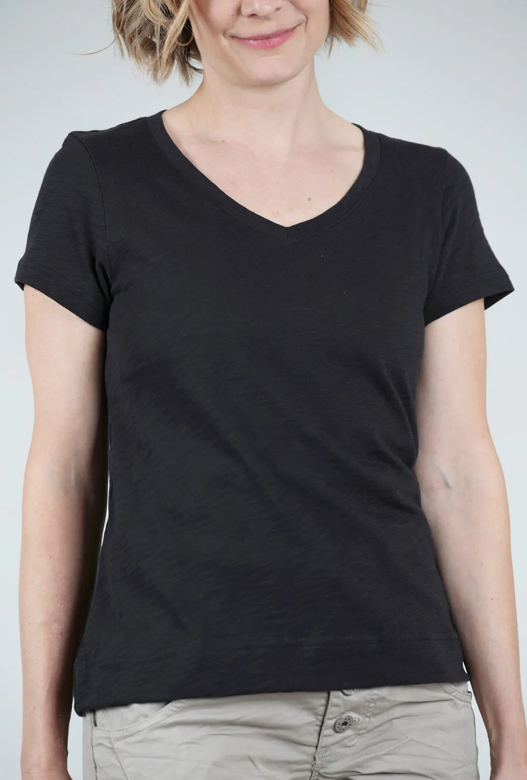 Cotton Slub V-Neck Tee, Black