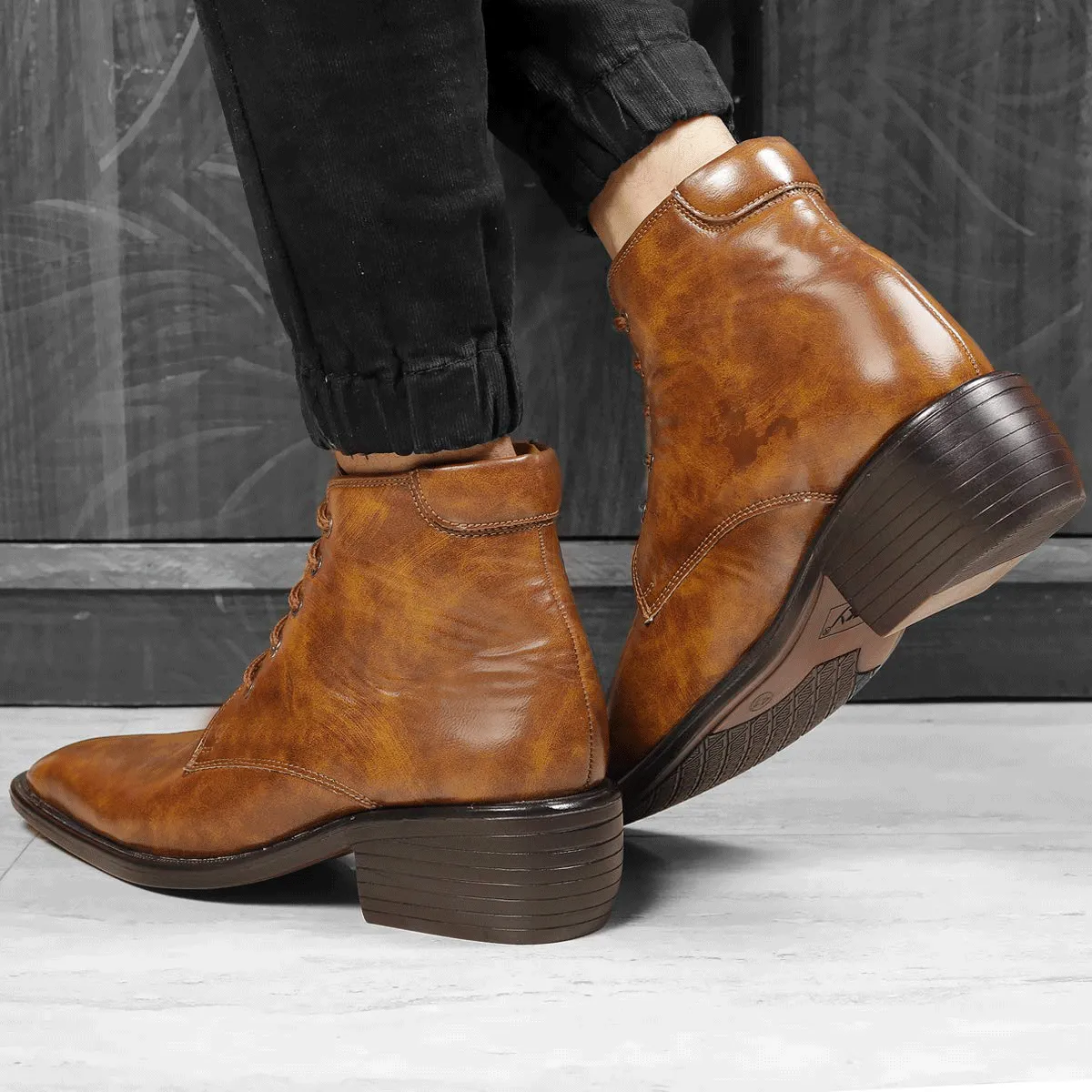 High Ankle Height Increasing Tan Casual And Outdoor Boots With Lace-Up Pattern-Jonasparamount