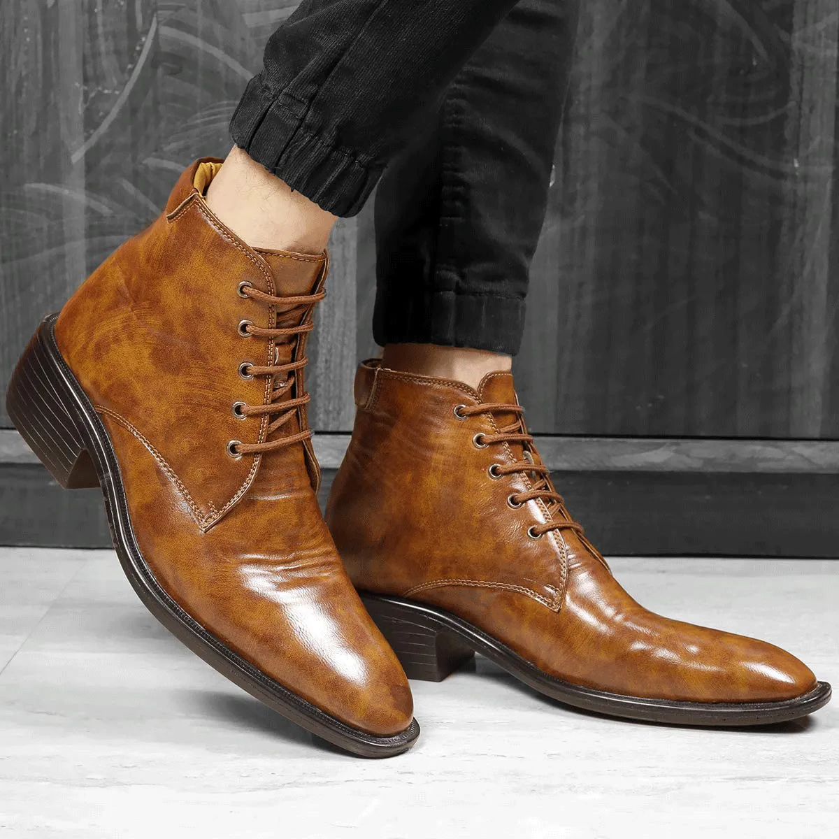 High Ankle Height Increasing Tan Casual And Outdoor Boots With Lace-Up Pattern-Jonasparamount