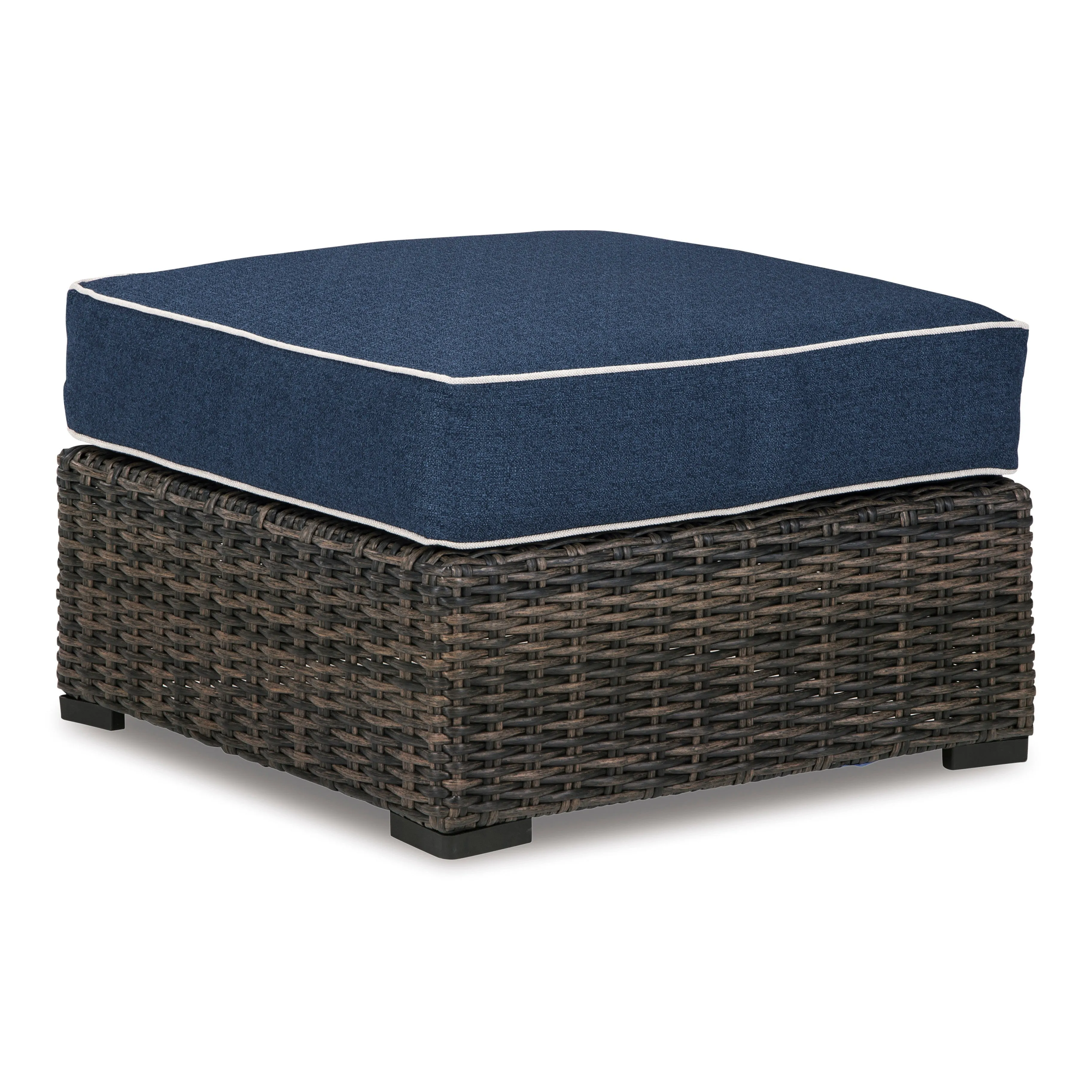 Sag Harbor Outdoor 28.5" Ottoman